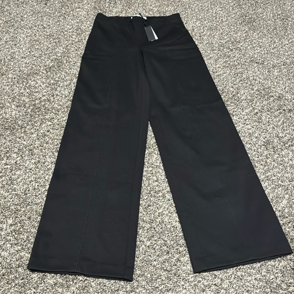 NWT! Black Straight Everywhere Ponte Pant - Multiple Sizes🤎 - Picture 11 of 12